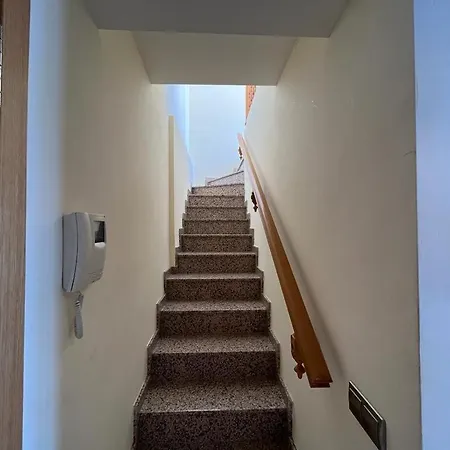 Atico Duplex Ampolla Apartman
