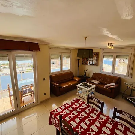 Atico Duplex Ampolla Apartment *